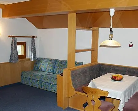 Karin Apartment *