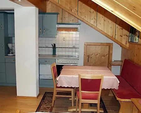 Karin Apartment *